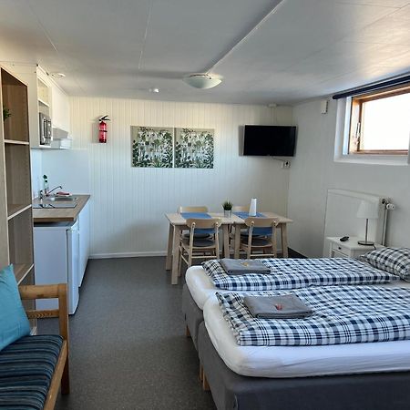 Sangis Motell Och Camping Bagian luar foto