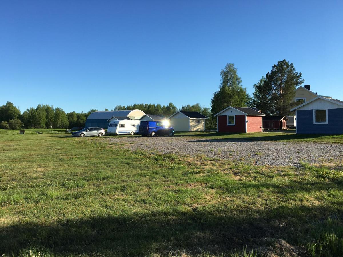 Sangis Motell Och Camping Bagian luar foto
