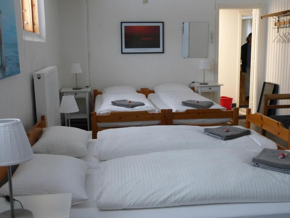 Sangis Motell Och Camping Bagian luar foto
